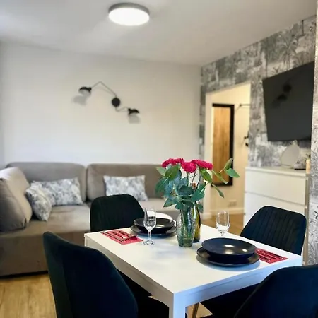 Apartment Izerskie Gorska 8 - Blisko Park I Dom Zdrojowy Oraz Wyjscie Na Sky Walk