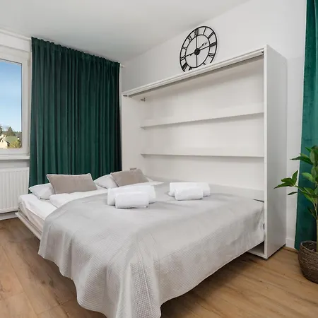 Apartment Izerskie Gorska 8 - Blisko Park I Dom Zdrojowy Oraz Wyjscie Na Sky Walk Swieradow-Zdroj